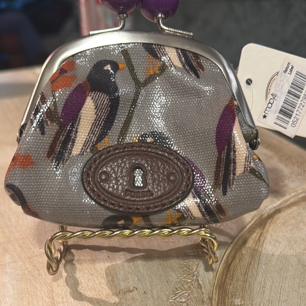 NWT Fossil Kiss lock Gray Bird Print Coin Purse